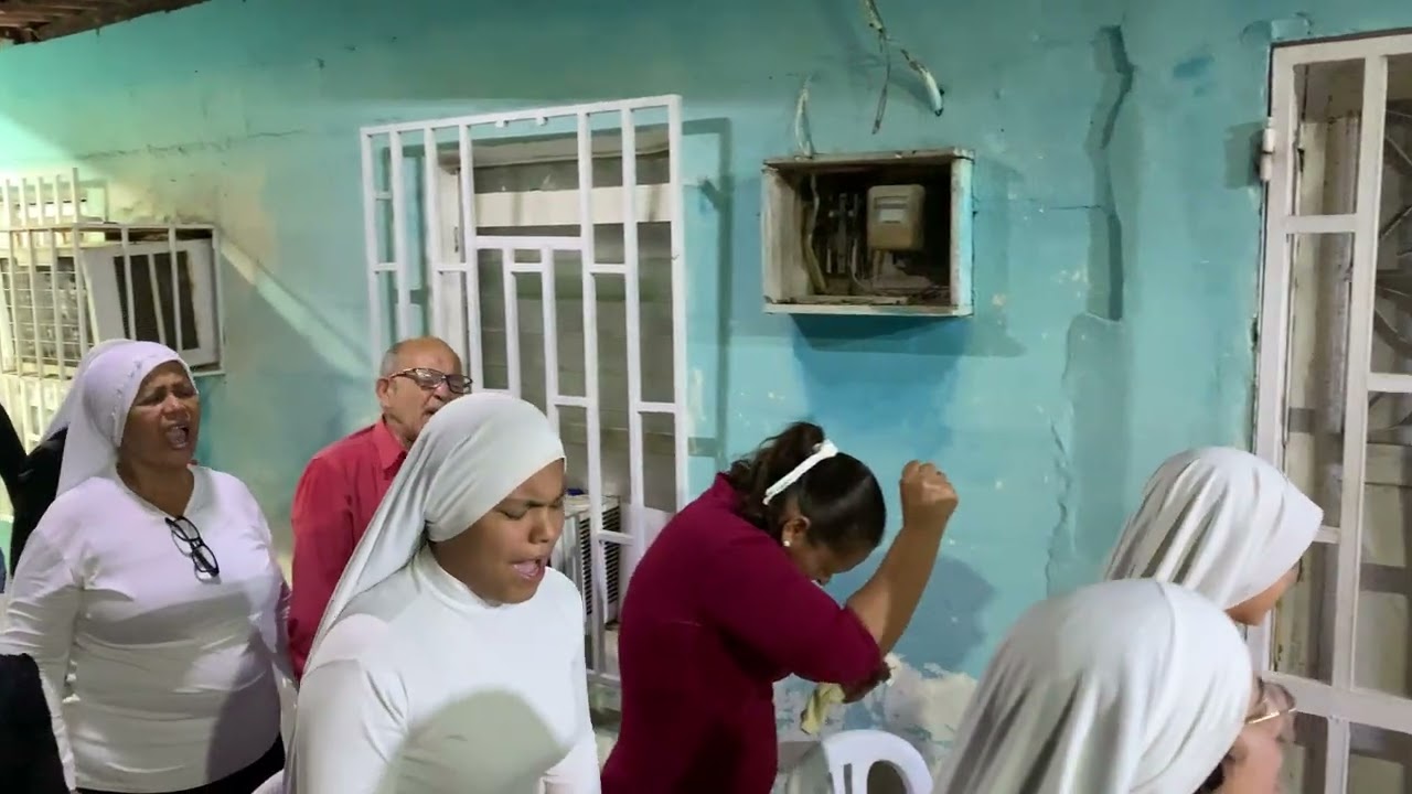 No dejaras de adorar a Dios con esta Bella cancion