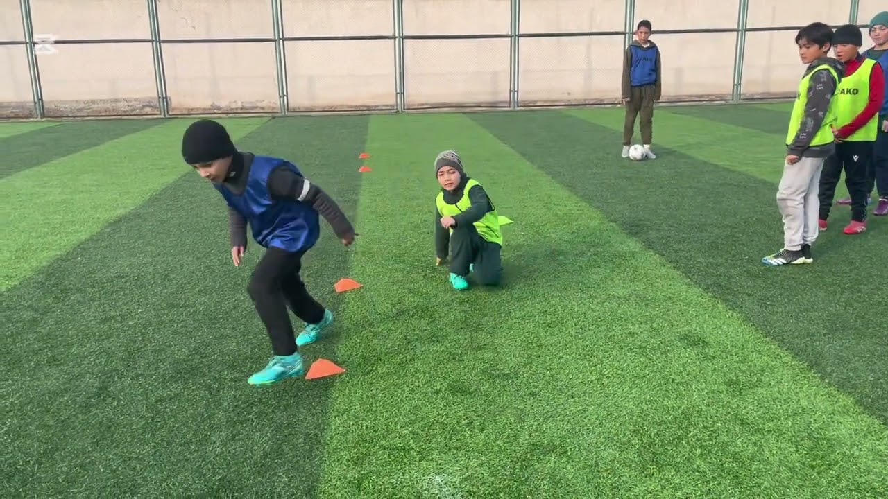 How to dribble with 1v1 