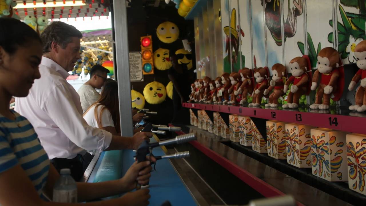 Mayor Tory&rsquo;s Favourite CNE Experiences &ndash; Midway Games!
