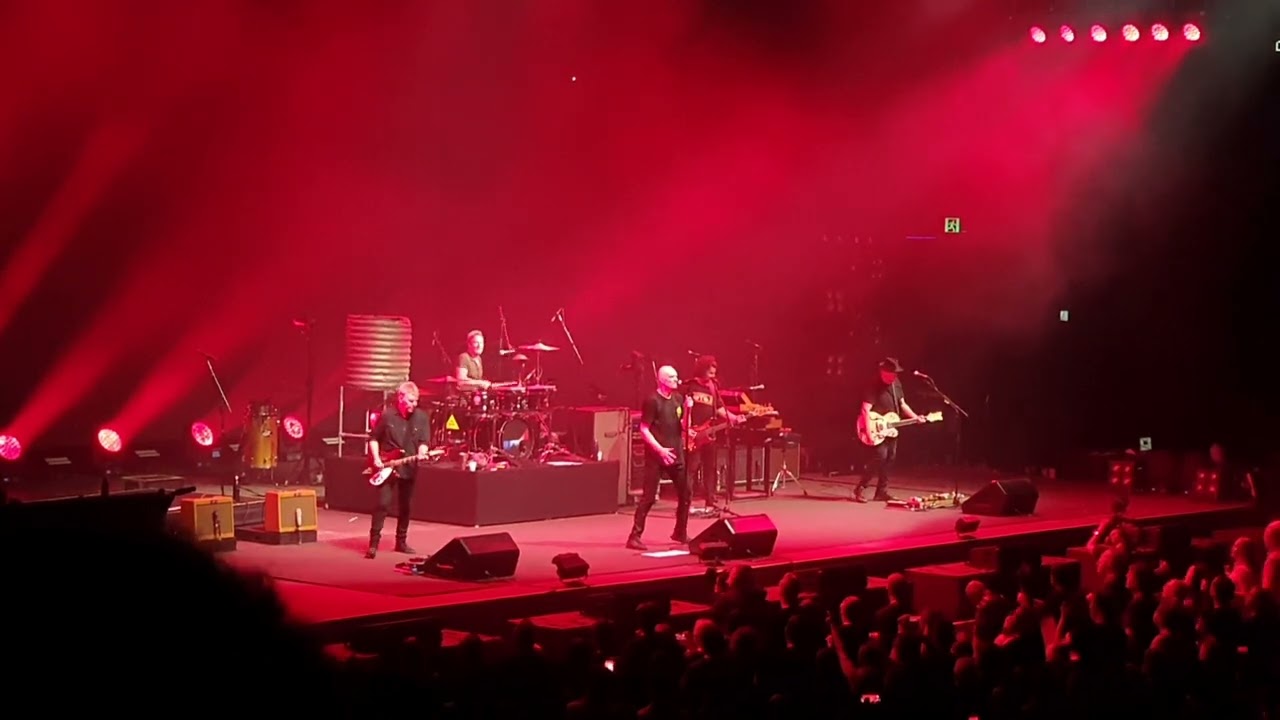 Midnight Oil -- Kosciusko and Only the Strong Live in Sydney 2022