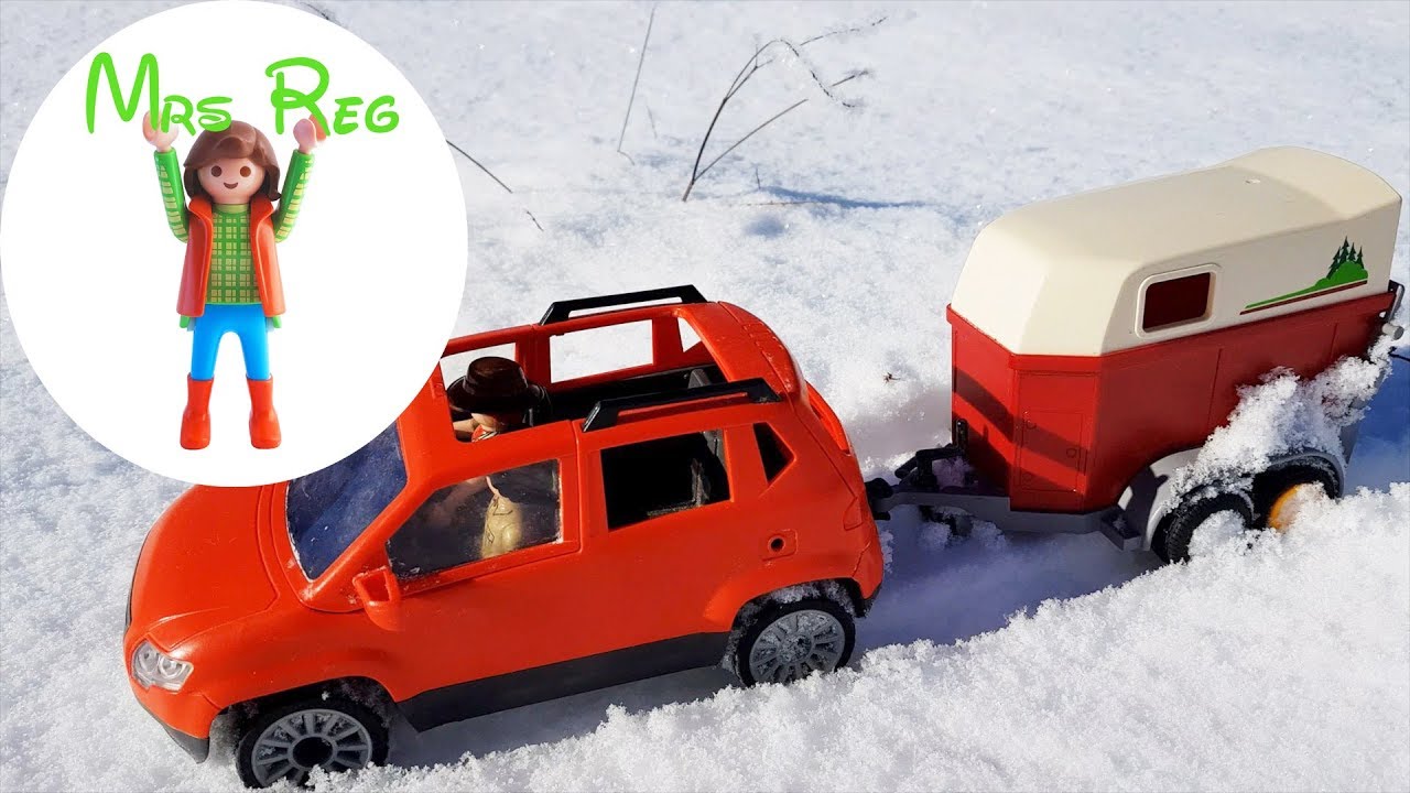 PLAYMOBIL Невероятное приключение розовой лошади