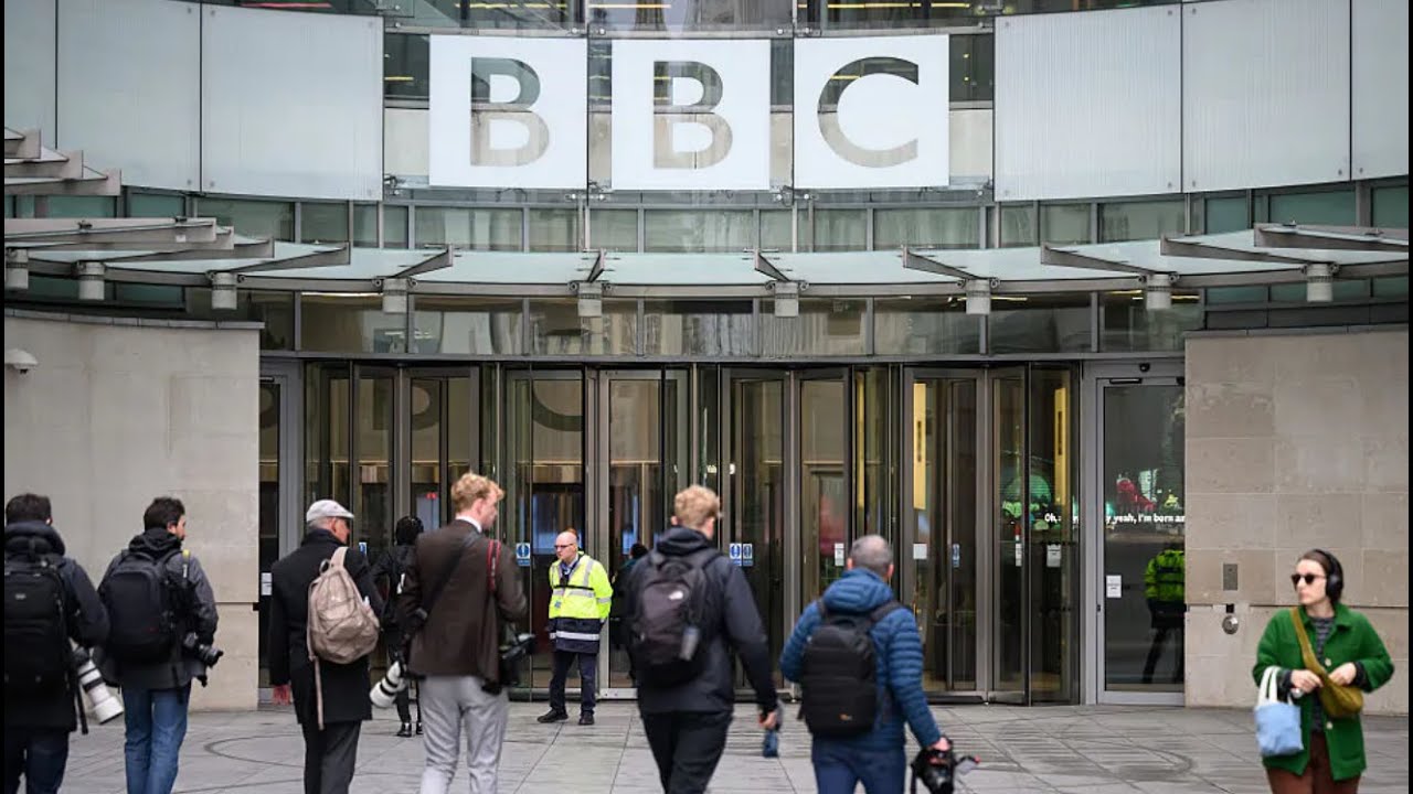 UK Government Launches Review of BBC&rsquo;s Royal Charter