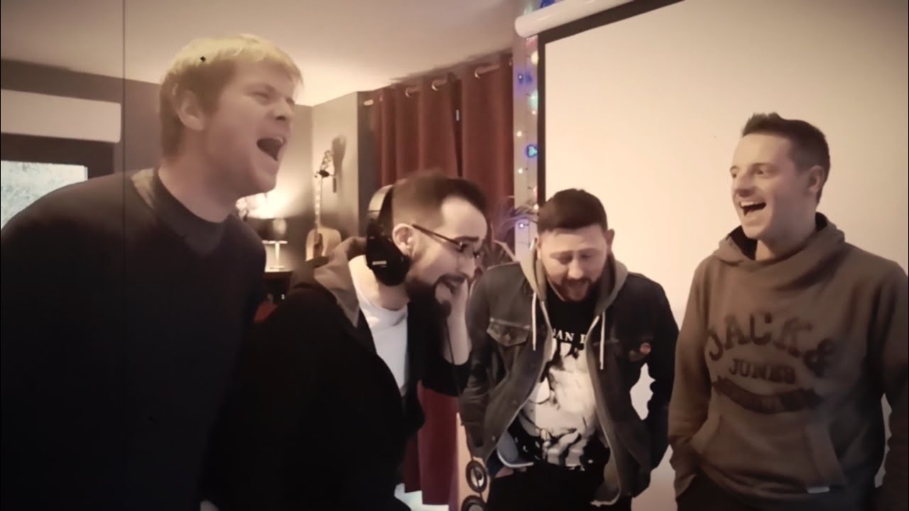 9MW & Friends - Happy Christmas (War is over)