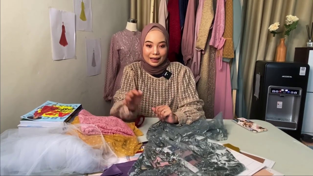 Mengenal Berbagai Macam Kain Untuk Gaun Pesta - Part II