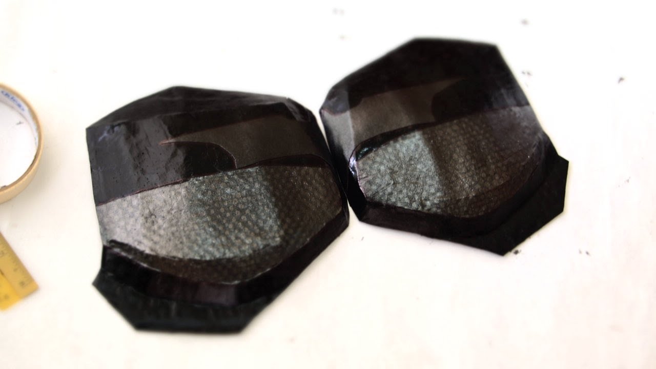 How To Make Batman Dark Knight Chest Armor Part 2 - Emblem & Fake Carbon Fiber