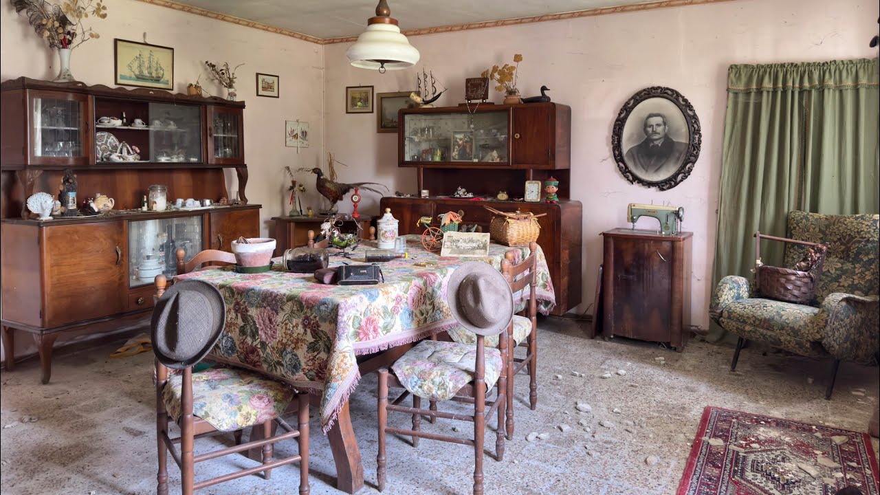 SCOMPARSI A NATALE! TROVIAMO ANCORA I REGALI CHIUSI NELLA CASA ABBANDONATA
