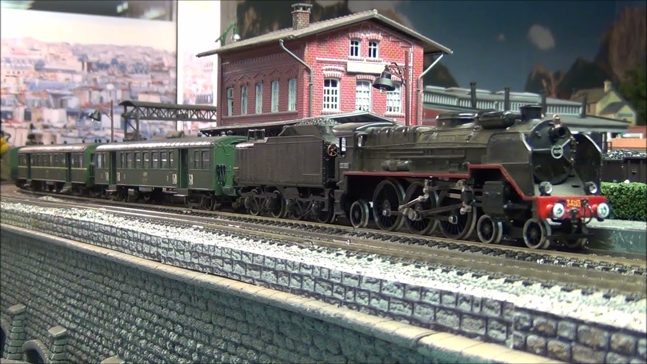 231 C EN TETE D'UNE RAME TALBOT.