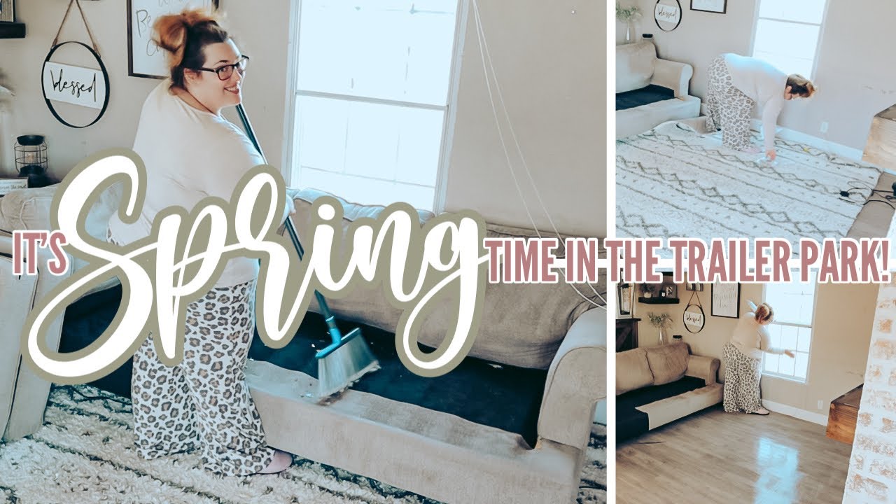 MOBILE HOME CLEAN WITH ME | Spring cleaning 2022 | IT&rsquo;S SPRING TIME IN THE TRAILER PARK PT. 2 ☀️