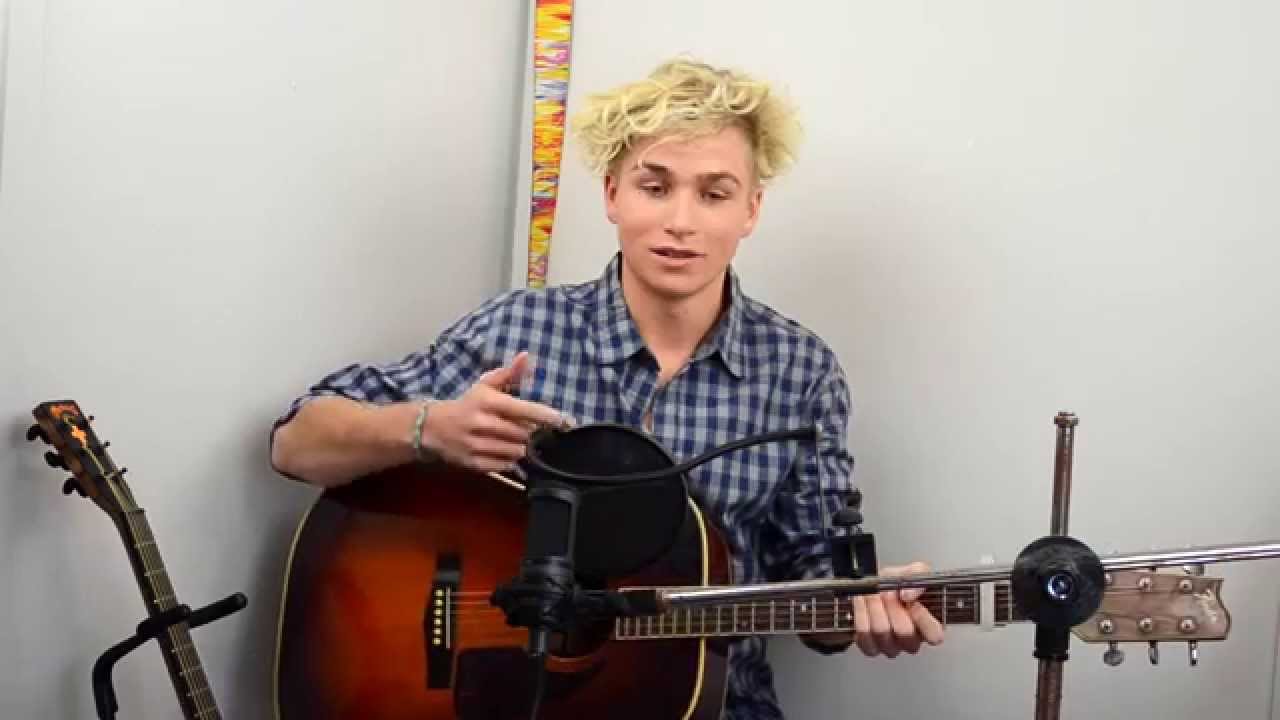 Don't Leave Me Lonely - original by 16yr old Straalen