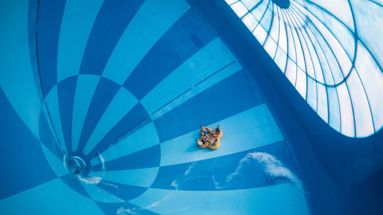 Weltweit größte Indoor-Wasserrutsche: Hof van Saksen - Bombo [NEU 2017]