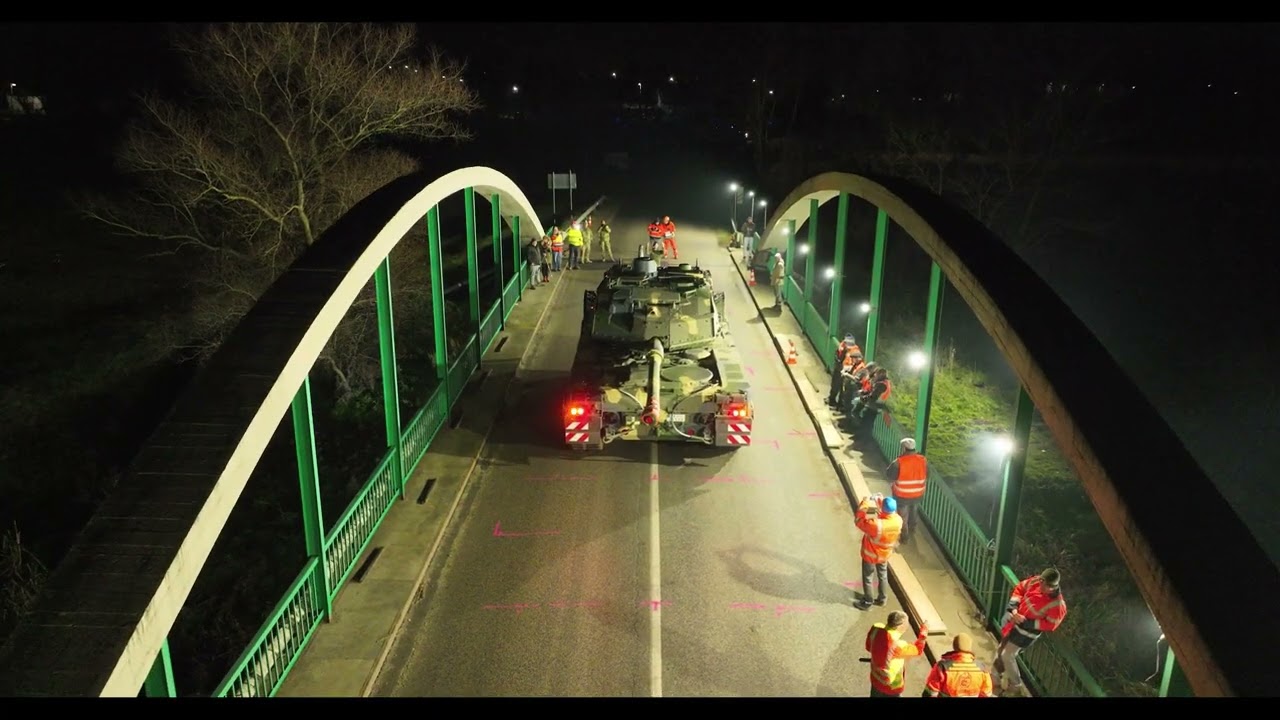 Leopard2A7HU harckocsival végzett próbaterhelés a kecskédi Által-ér-hídon