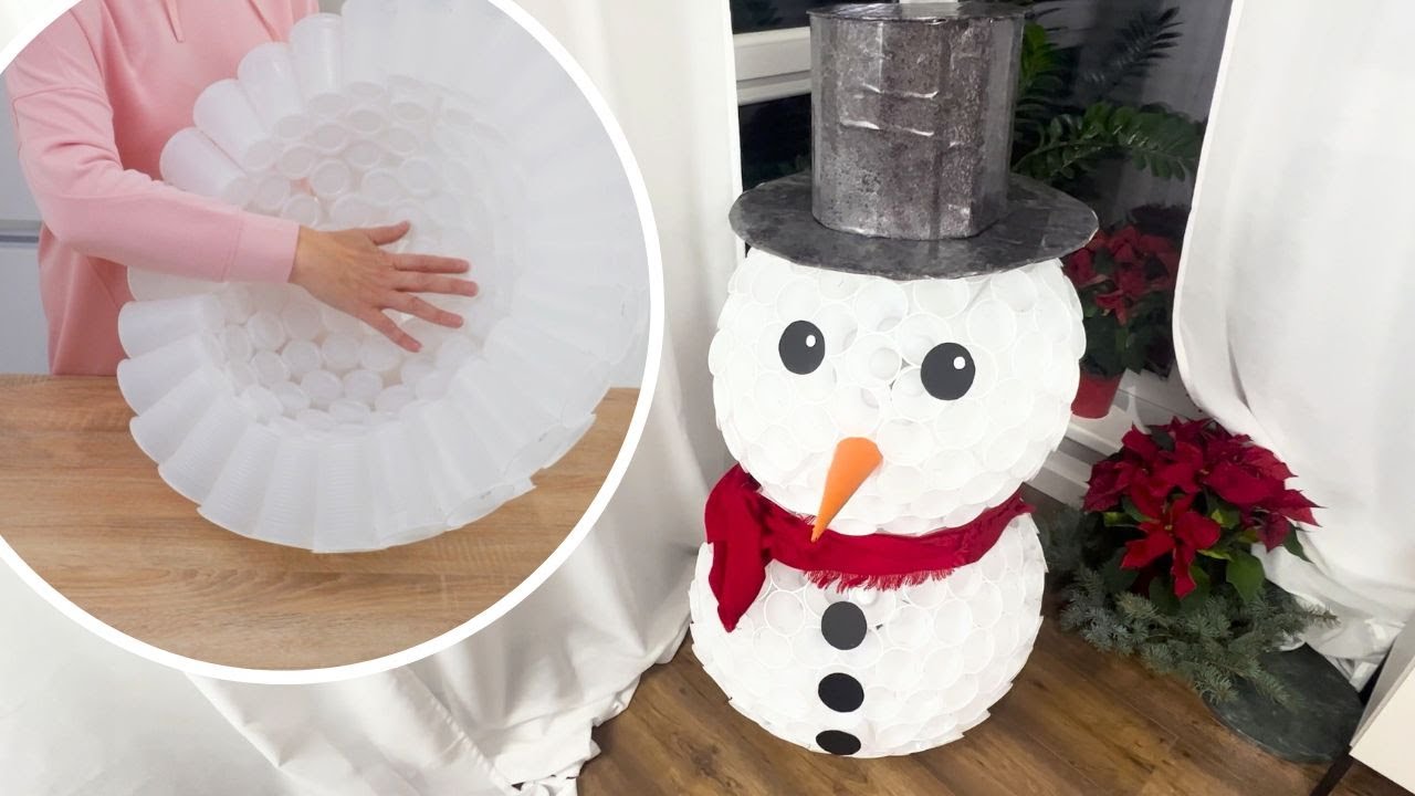 How to make a SNOWMAN with plastic cups?