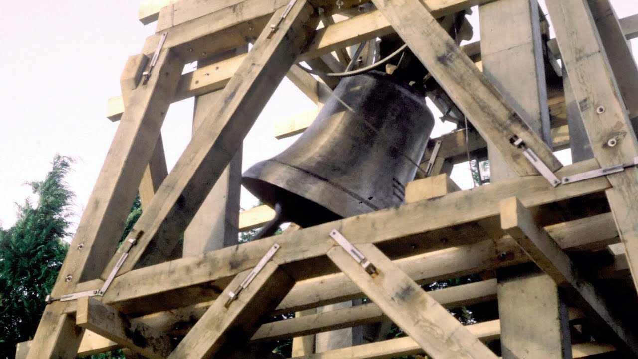 Dettingen (Buchhalde) evangelische Bruderschaft Kecharismai Sololäuten der Gott-Vater-Glocke