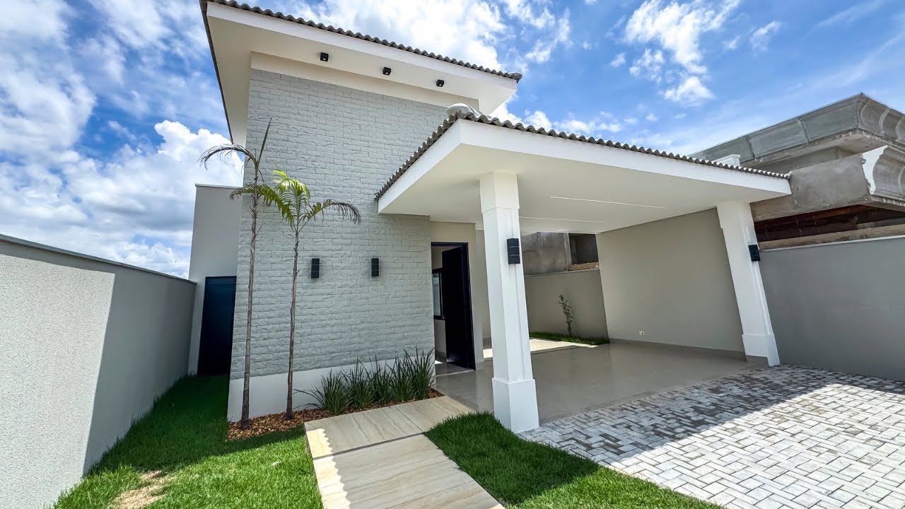 VOCÉ VAI SE APAIXONAR POR ESSA CASA! 122M2 COM ALTO PADRÃO!!!
