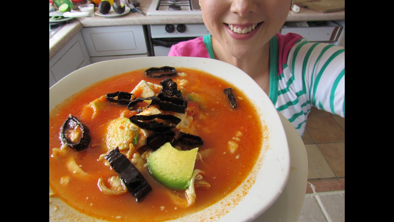 Como hacer sopa de tortilla/Marisolpink