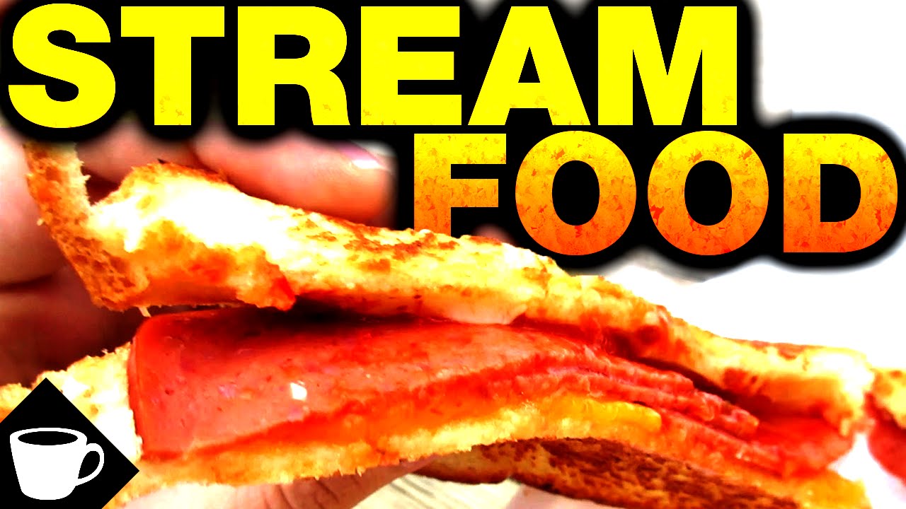 VLOG | THIS FOOD MADE ME LATE TO THE STREAM!