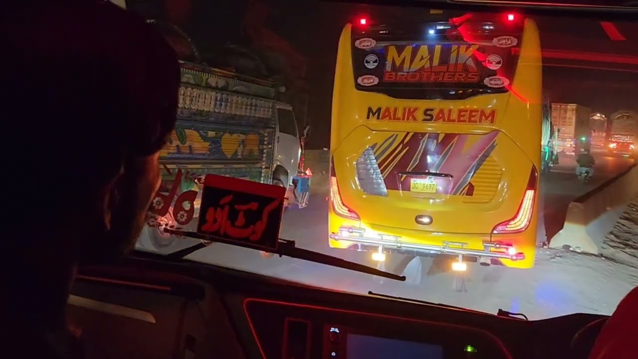 Road block main phans gye | Adil shah coach Kot Addu to Karachi part 3 | Rana brother vip driving