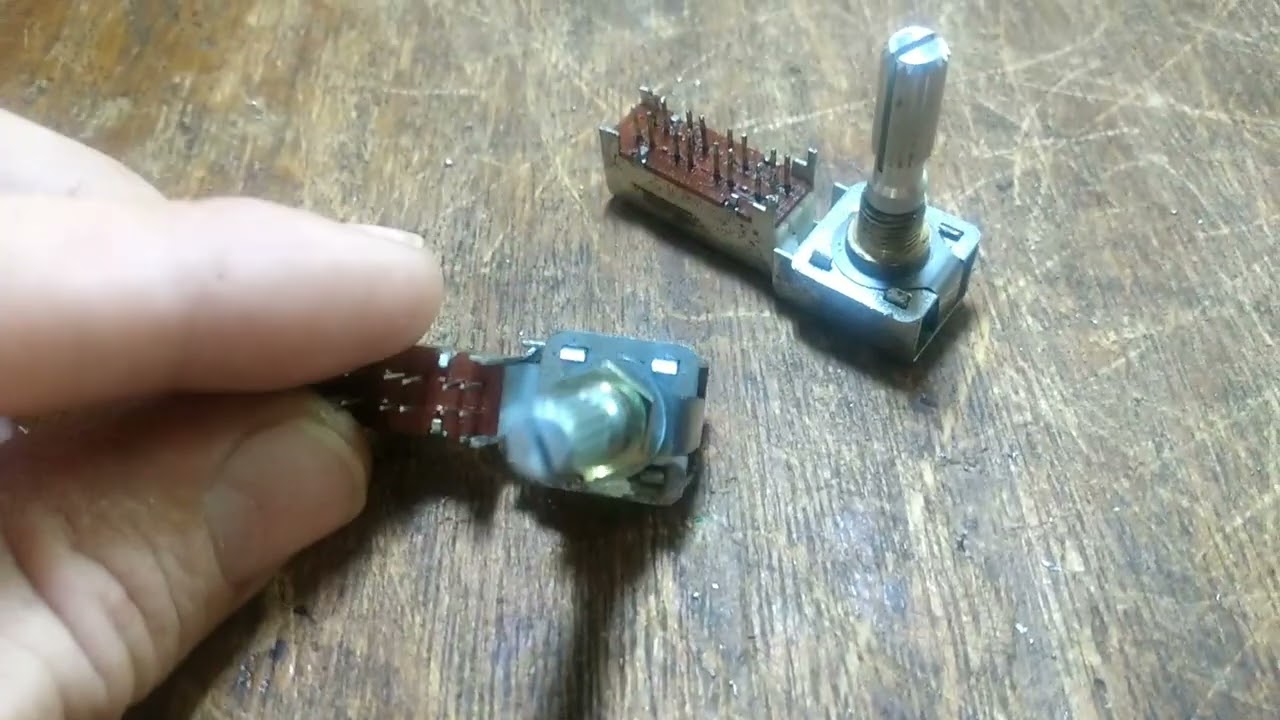 Canal do Limão 🍋- Gradiente model 126 - troca da chave seletora Phono/tuner/auxiliar resolvido