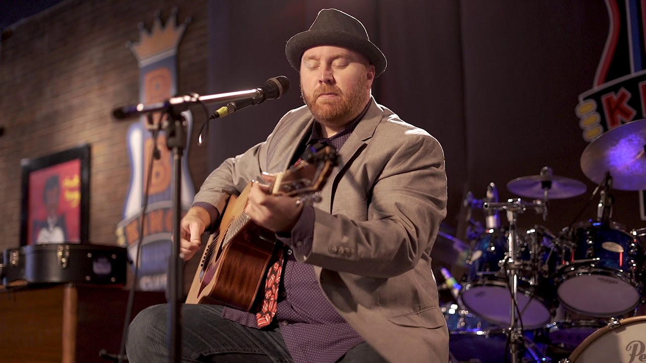 John Salaway Solo Acoustic Montage (with live looping effects)