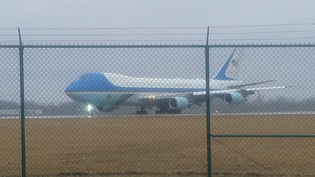 Air Force One Takeoff Roll @ Cleveland, OH [KCLE]