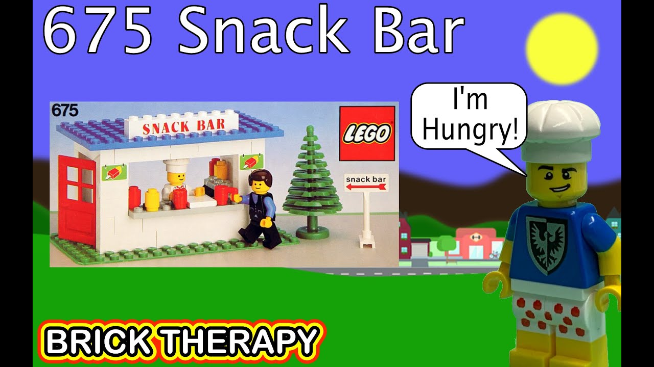 Vintage LEGO Classic Town set 675 Snack Bar - Build and Review