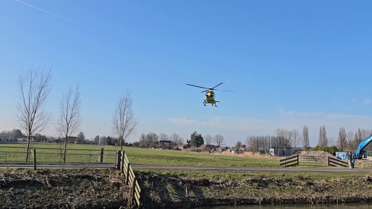 25-02-18 Lifeliner stijgt op Moordrecht