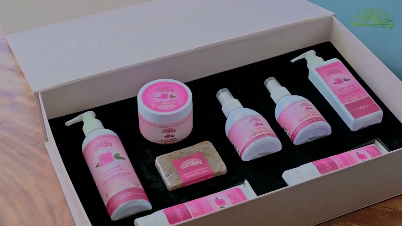 حكاية ورد الجبل الأخضر العماني ترويها عِطارةُ الأزدي