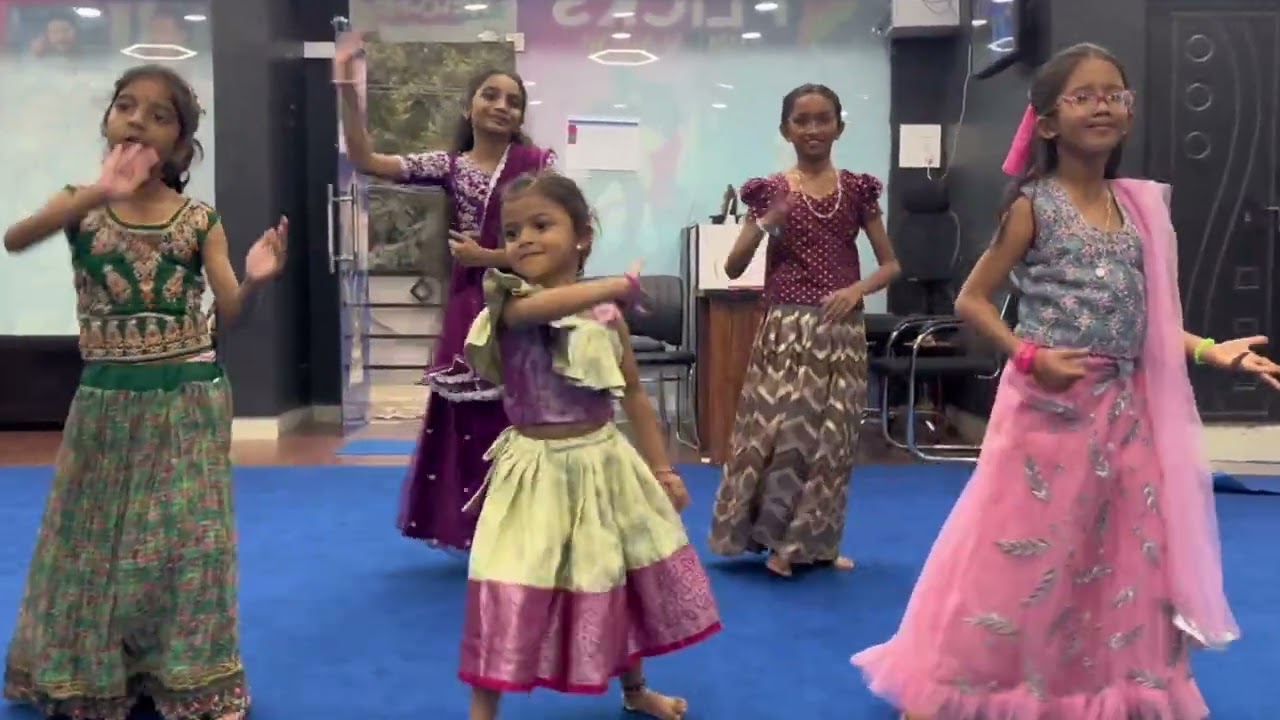 Ra ra rakkamma kids 💃 