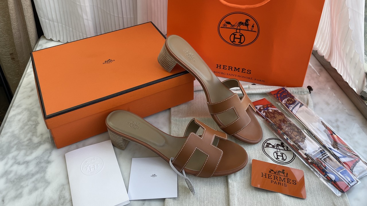 Herm&egrave;s Oasis Gold Sandals Review #review #unboxing #shoes