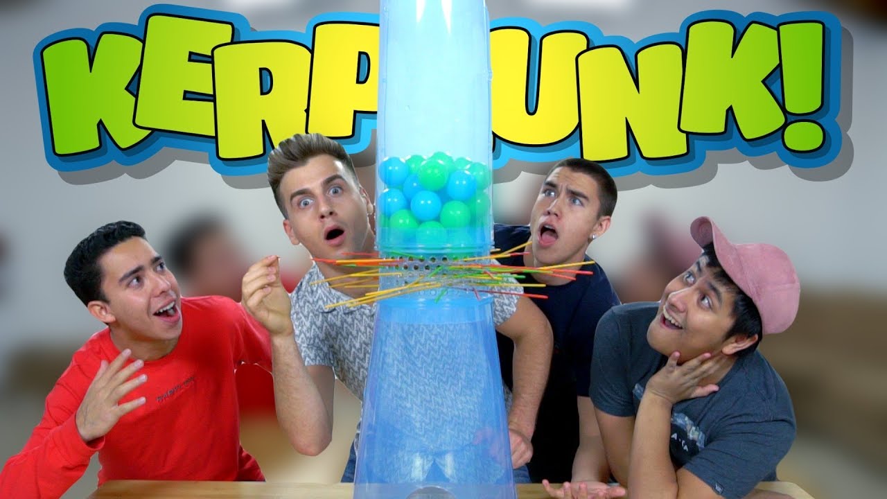 Don't Let The Balls Fall! (Most Extreme Giant Kerplunk)