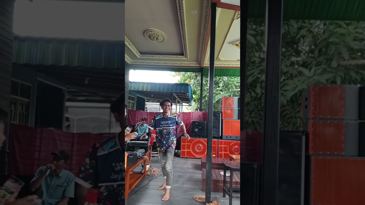 Hiburan dulu kawan