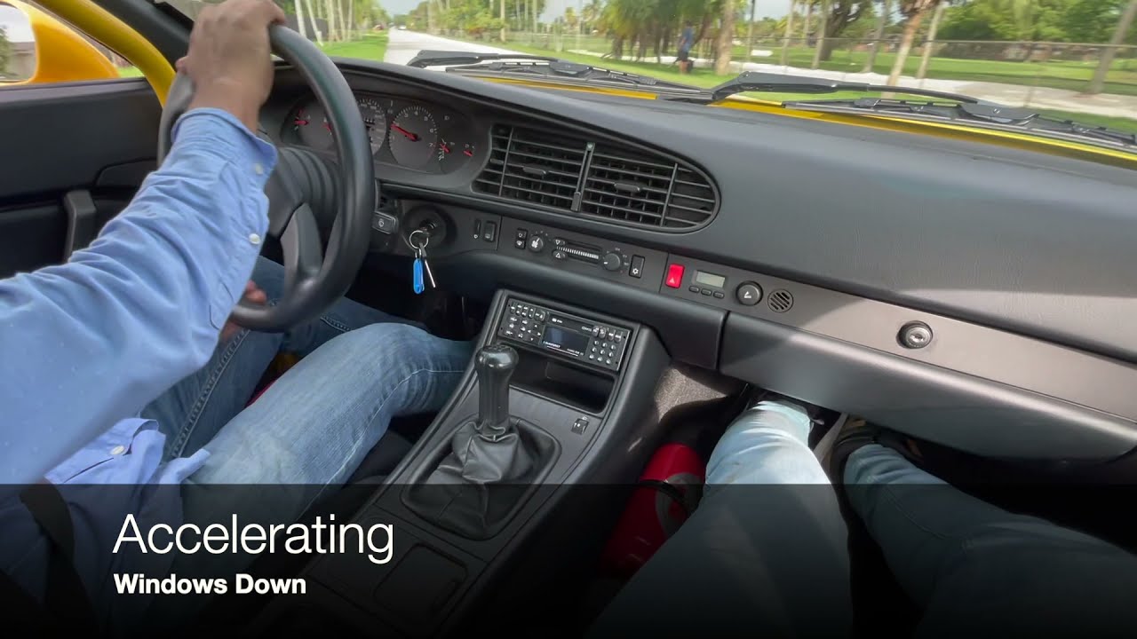 968 Club Sport: Driving (Interior)