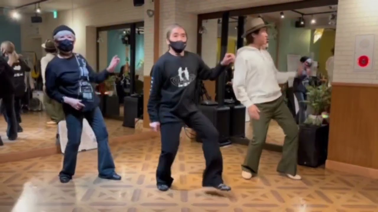 2023 11月 しょうこねぇさんと一郎さんとjaguar ツインソウルにて