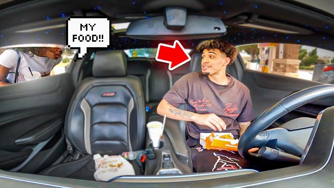 Locking Kyia Out The Car While I Eat Her Food... *she spazzed out*
