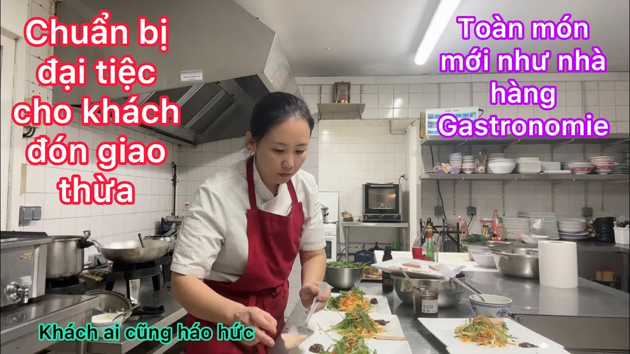 Chuẩn bị đại tiệc cho khách đón giao thừa như nhà hàng gastronomie/đùi cừu,tôm sốt chanh muối