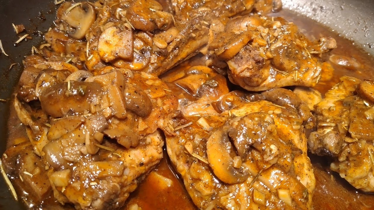 GARLIC MUSHROOMS CHICKEN THIGHS | MaiPai 18