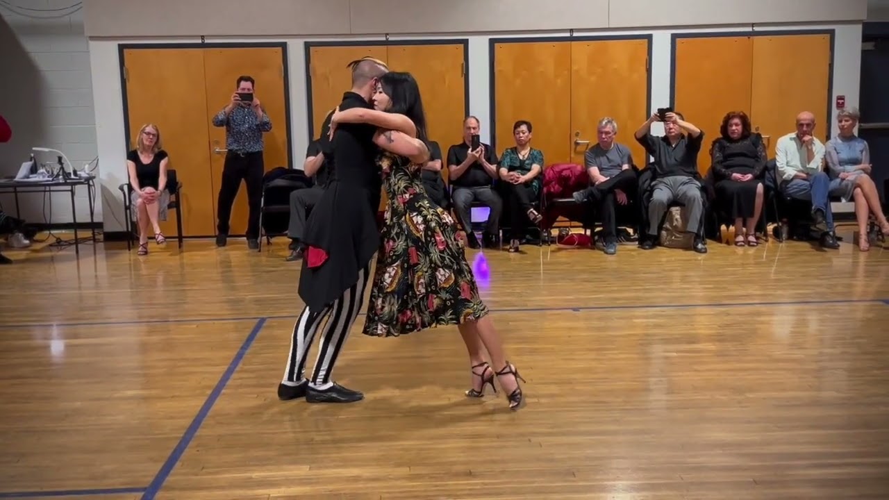 Vals improvisation: Helen Wang & Luciano de Esbornia