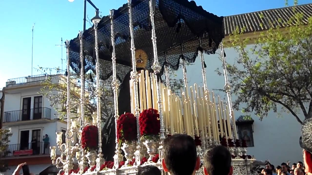 Salida de la virgen de los dolores Utrera 2012