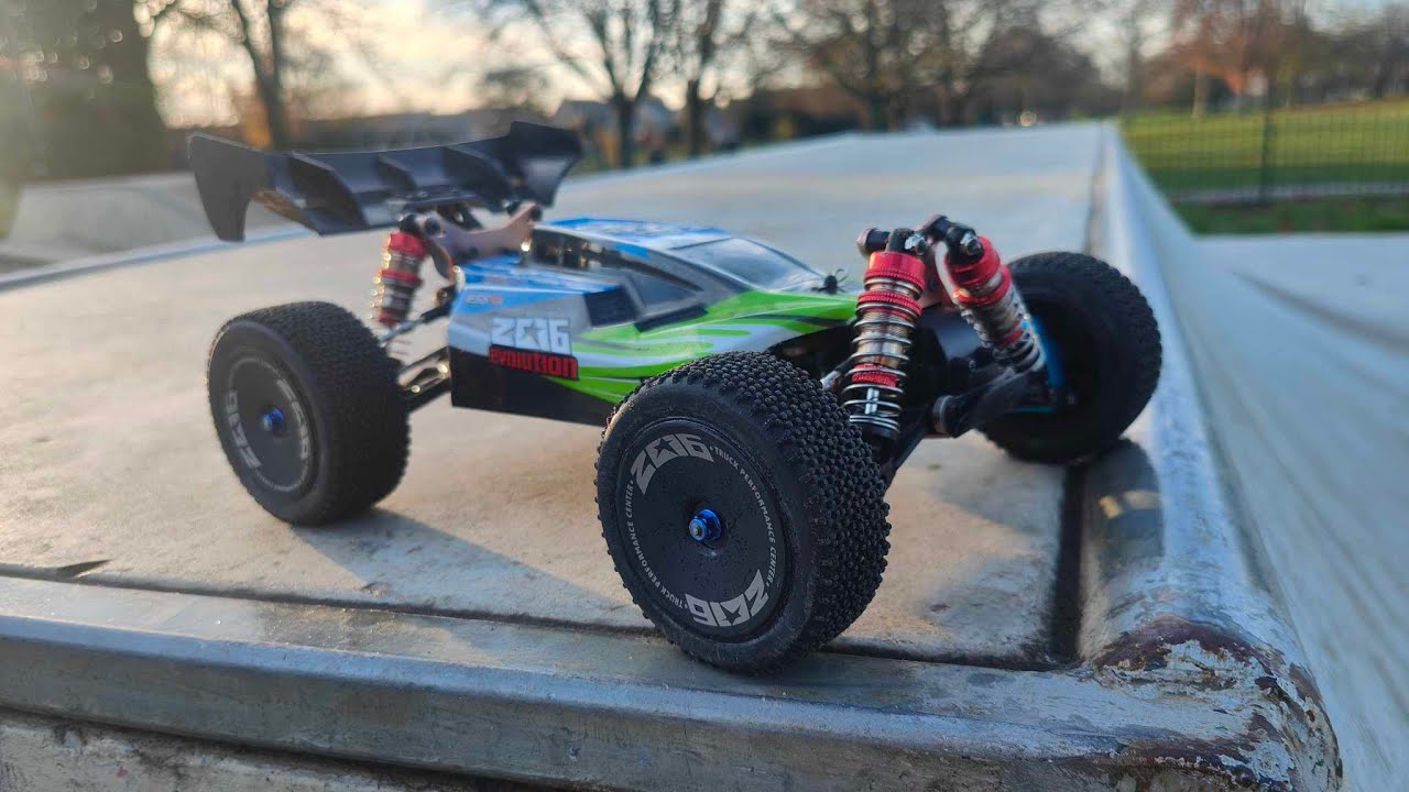 WLtoys 144001 at Skate Park (1/14th 550 Brushed 2s Lipo Buggy)