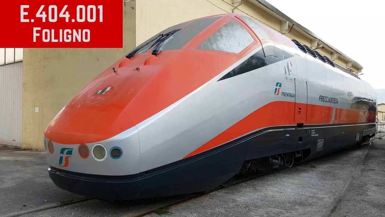 E.404.001 in sosta nell'hub di Fondazione FS a Foligno
