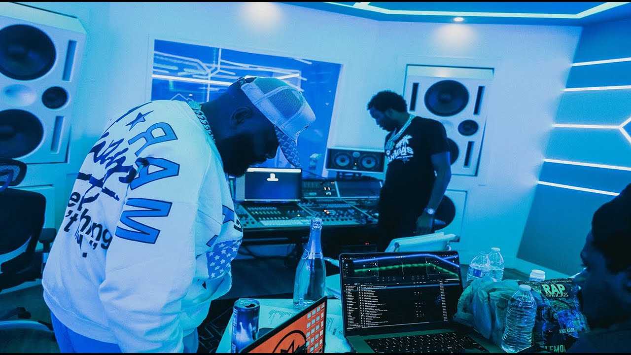 Meek Mill and Rick Ross Reunite (In Studio Performance)