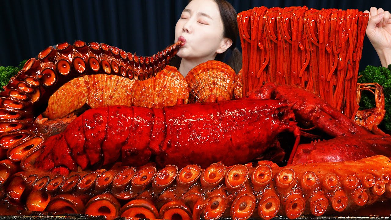 [Mukbang ASMR] Giant Octopus Legs Lobster Stir-Fried Jjamppong Noodles Seafood Boil Recipe Ssoyoung