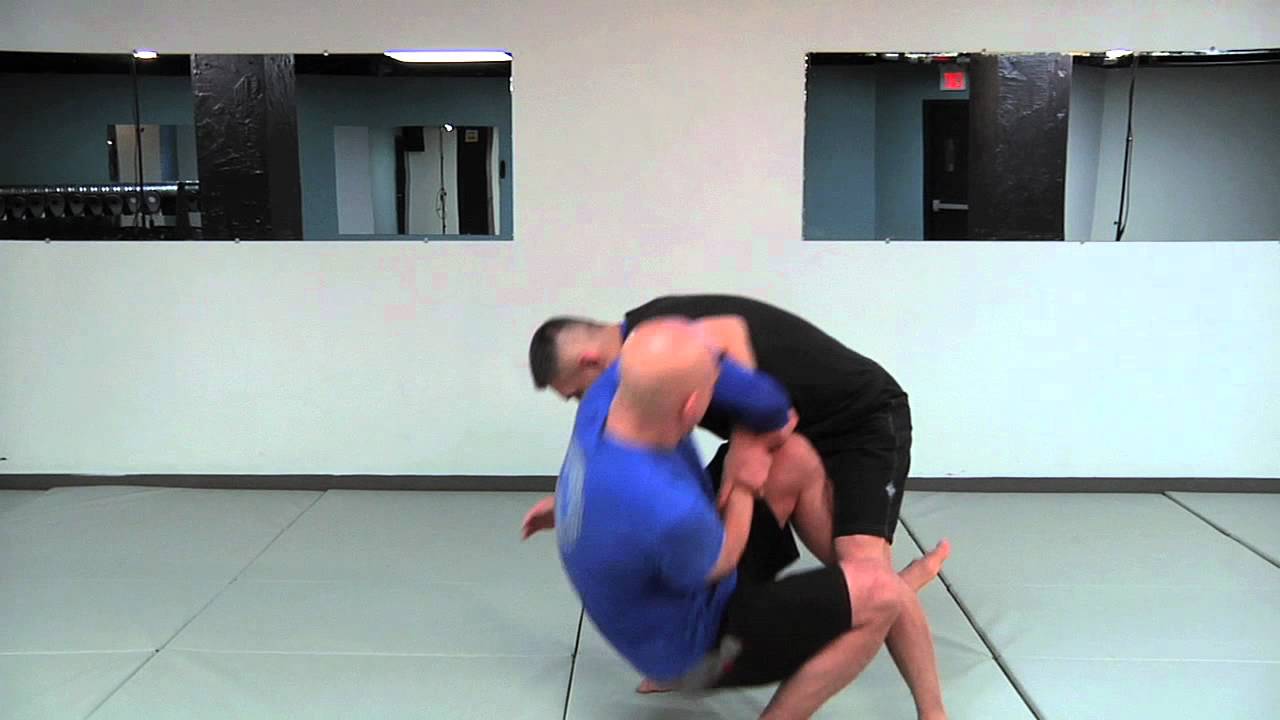 How to do a Standing Kimura Armlock
