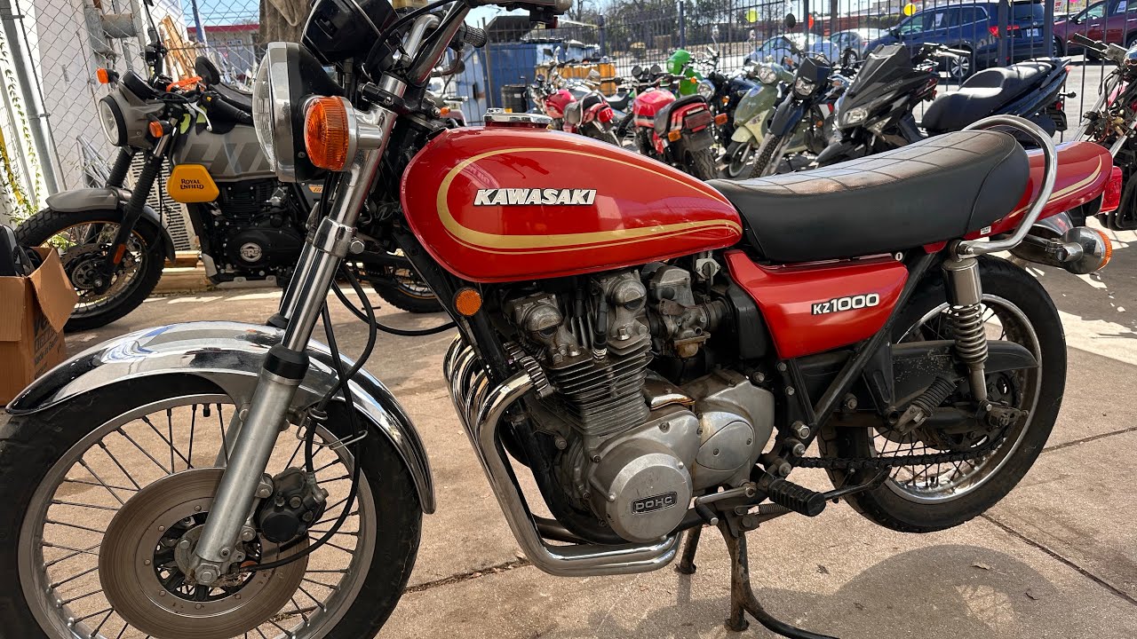 Продаются найденные в сарае мотоциклы Kawasaki kZ.