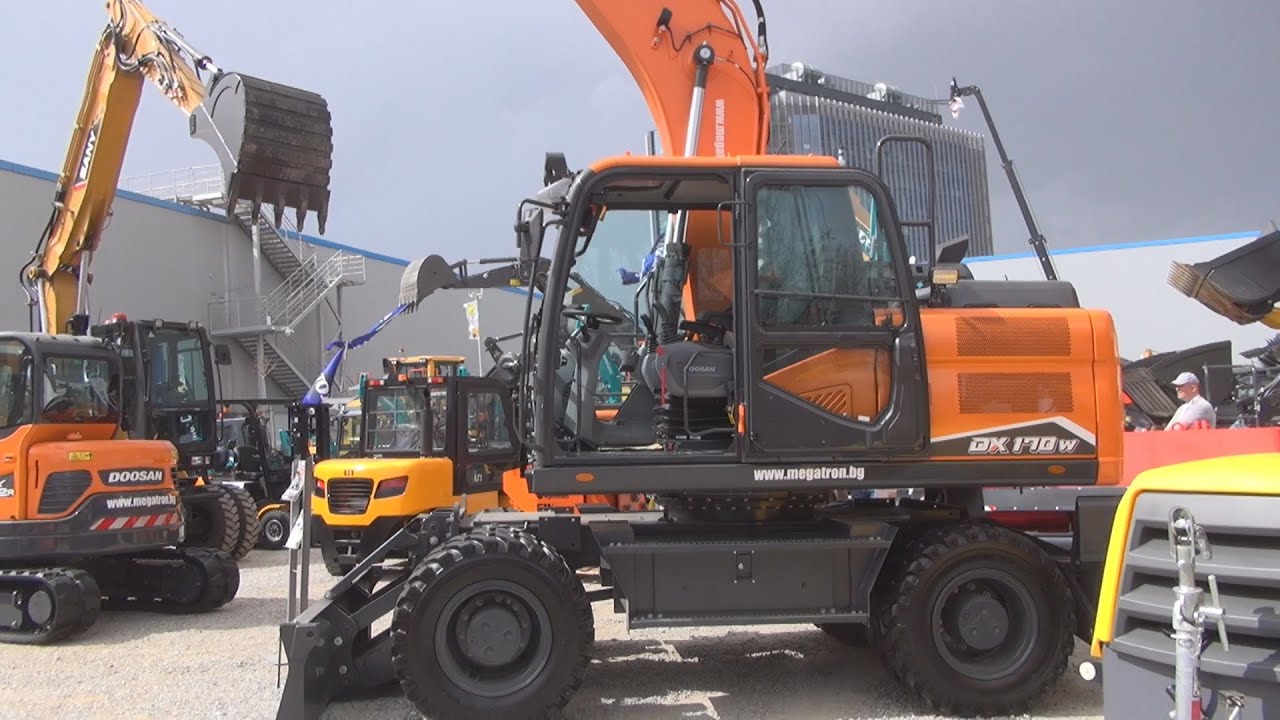 Doosan DX170W-7 Wheeled Excavator (2022) Exterior and Interior