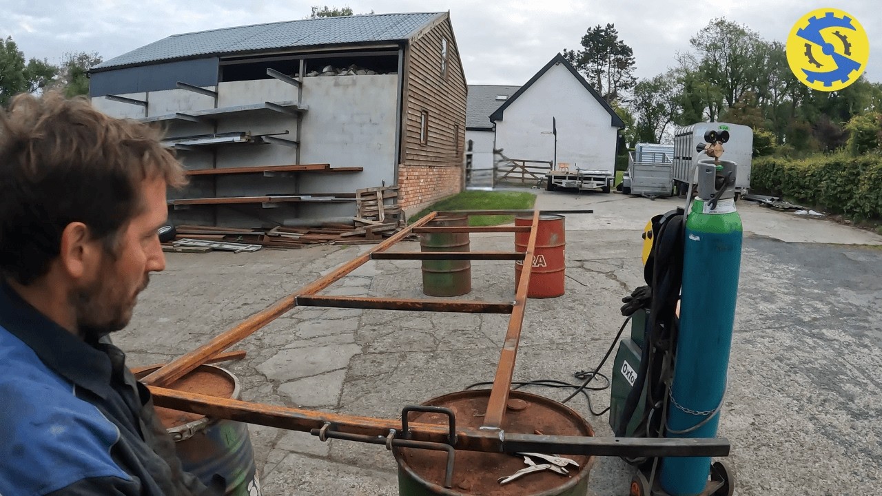 Giant Sliding Door - Make & Fit