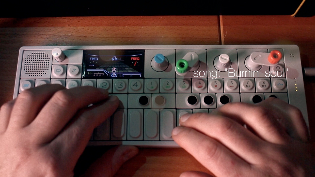 Teenage Engineering OP-1 - 