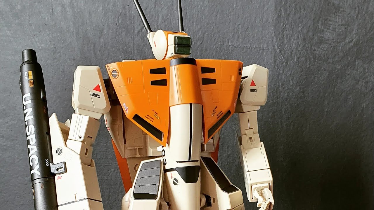 VF-1D DX CHOGOKIN BANDAI CON FAN RACER ESCALA 1/48