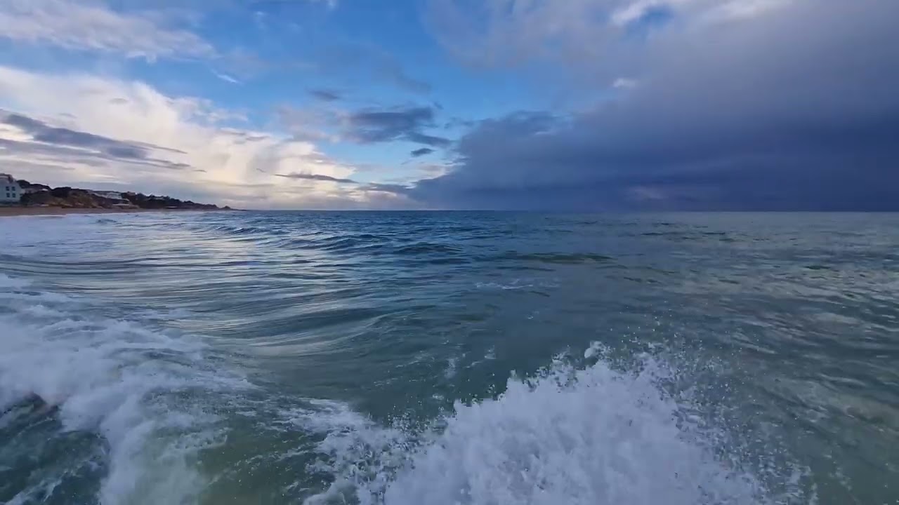 Albufeira - Ocean waves - December Evening - 4K