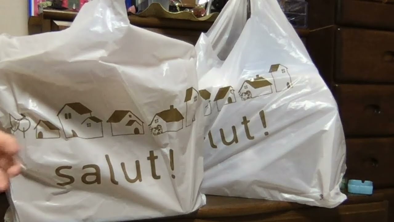 インテリア雑貨のサリュsalut！購入品紹介‼️カウンターキャビネット、ガラスジュエリーケース、レースなど